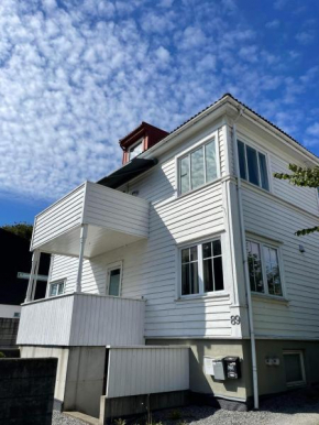 Cozy apartment 750m from Stavanger Forum
